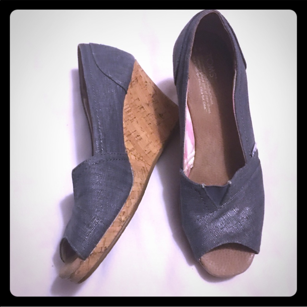 Toms pep- toe wedge metallic blue canvas shoes